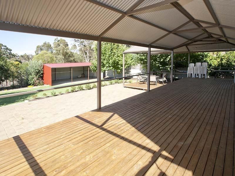 7 Cara Road, Greenmount WA 6056