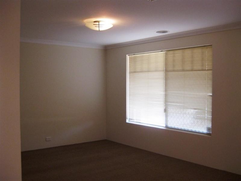 16 Britomart Grove, Stratton WA 6056