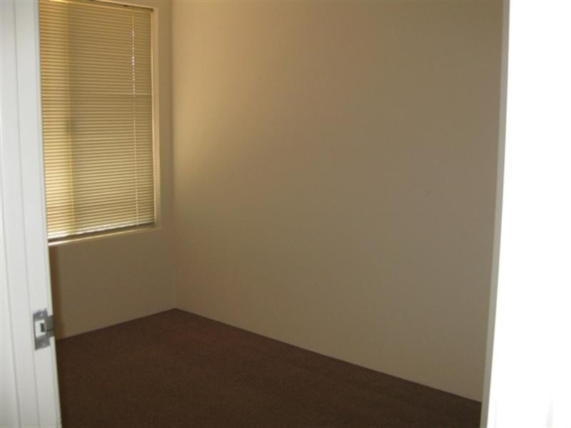 16 Britomart Grove, Stratton WA 6056