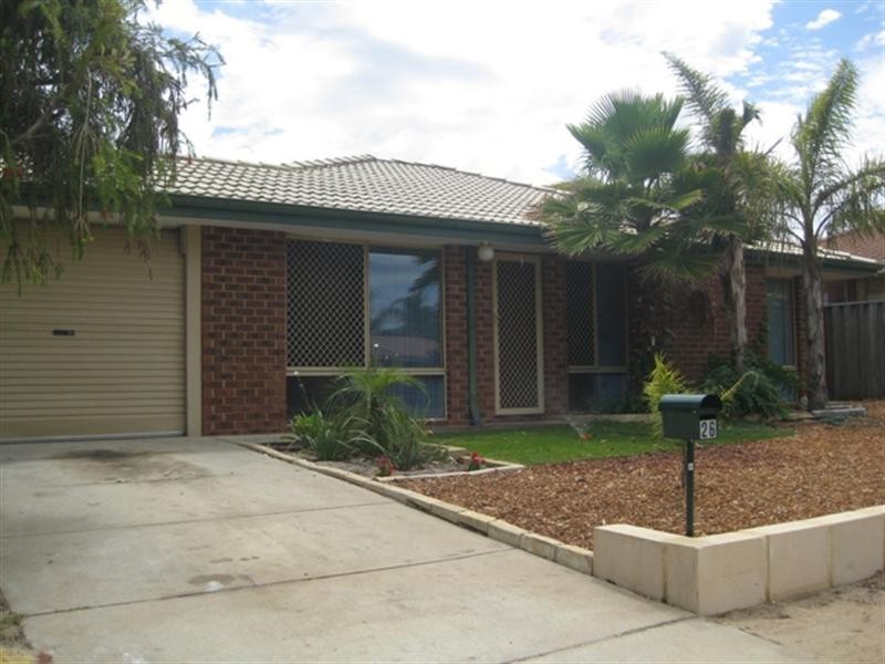 26 Burton Retreat, Stratton WA 6056