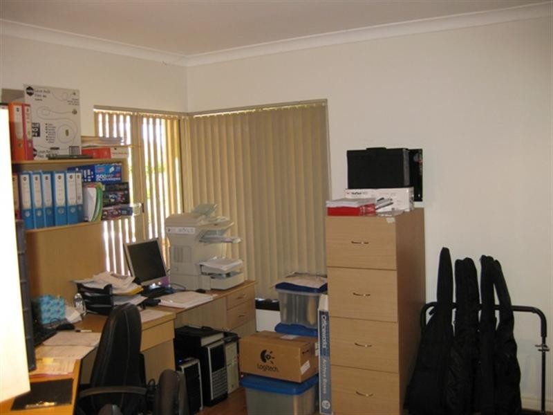 42 Riverdale Road, Helena Valley WA 6056