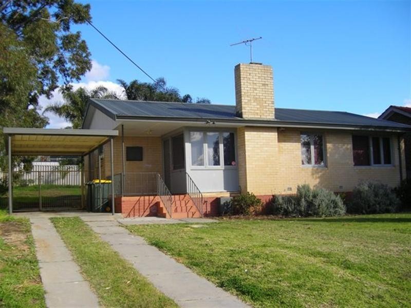 32 Coolga Road, Koongamia WA 6056