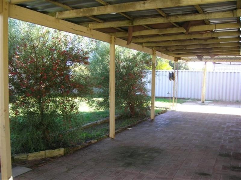 99 Ewart Street, Midland WA 6056