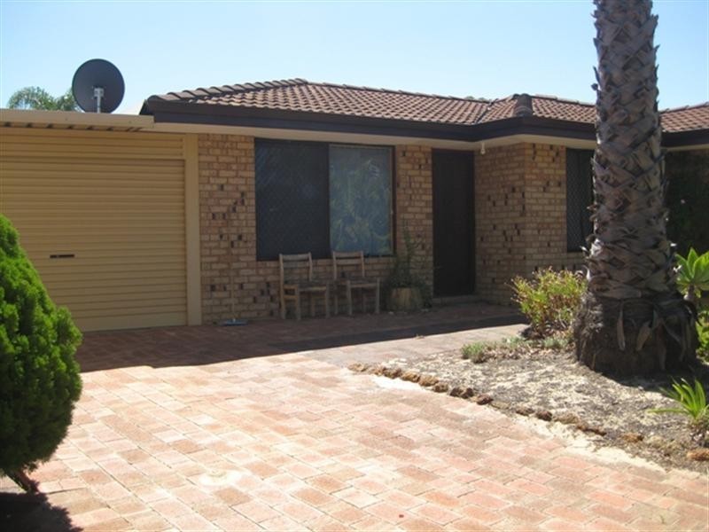 24 Kingston Place, Midland WA 6056
