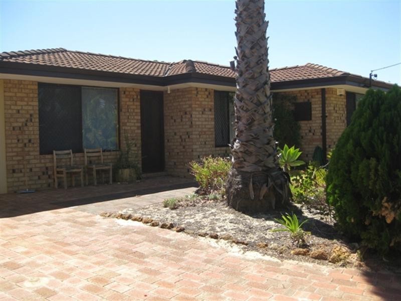 24 Kingston Place, Midland WA 6056