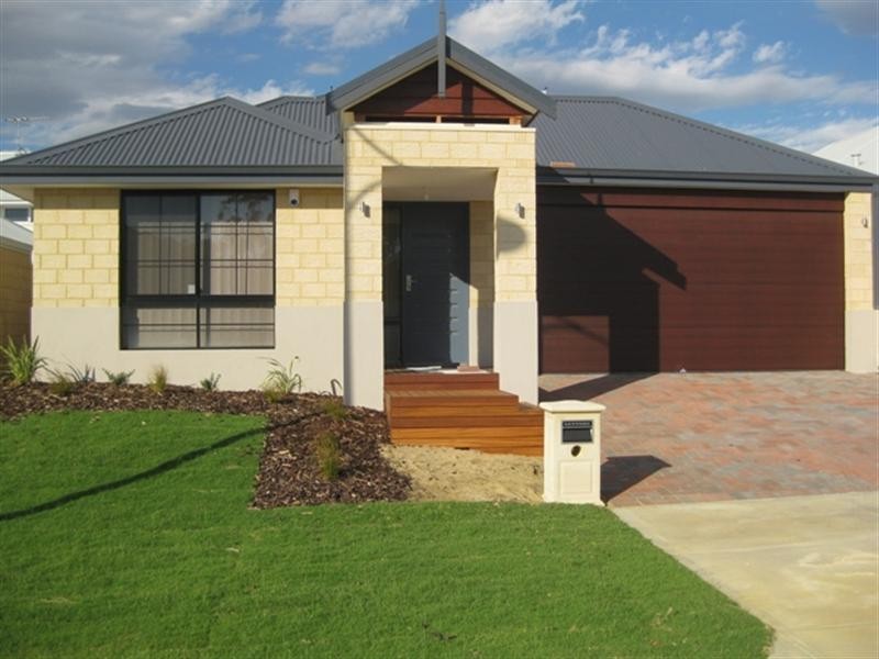 8 Laverstock Street, South Guildford WA 6055