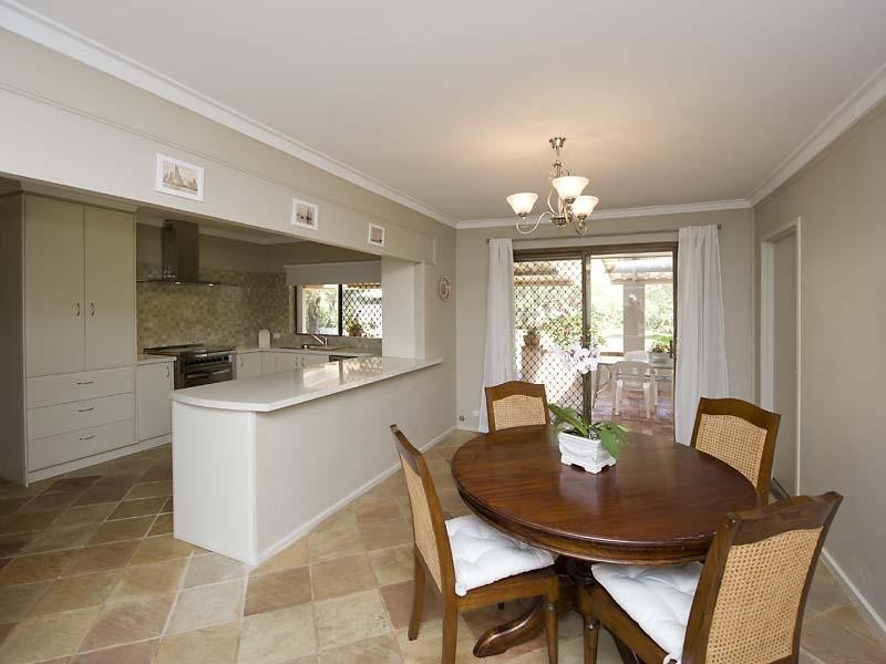 4 Mary Street, Hazelmere WA 6055