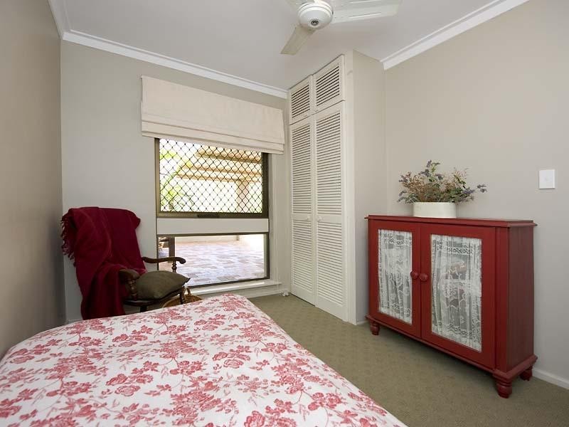 4 Mary Street, Hazelmere WA 6055