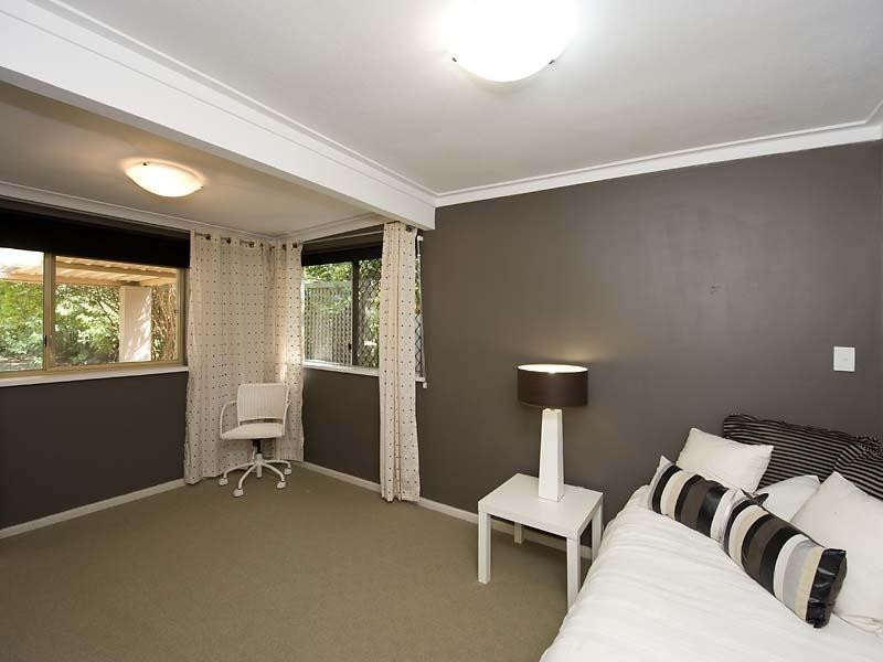 4 Mary Street, Hazelmere WA 6055