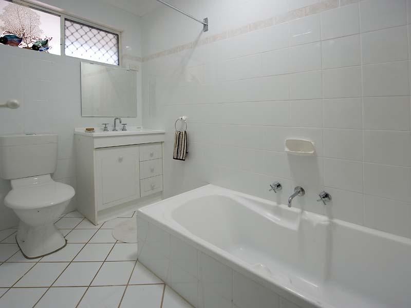 4 Mary Street, Hazelmere WA 6055