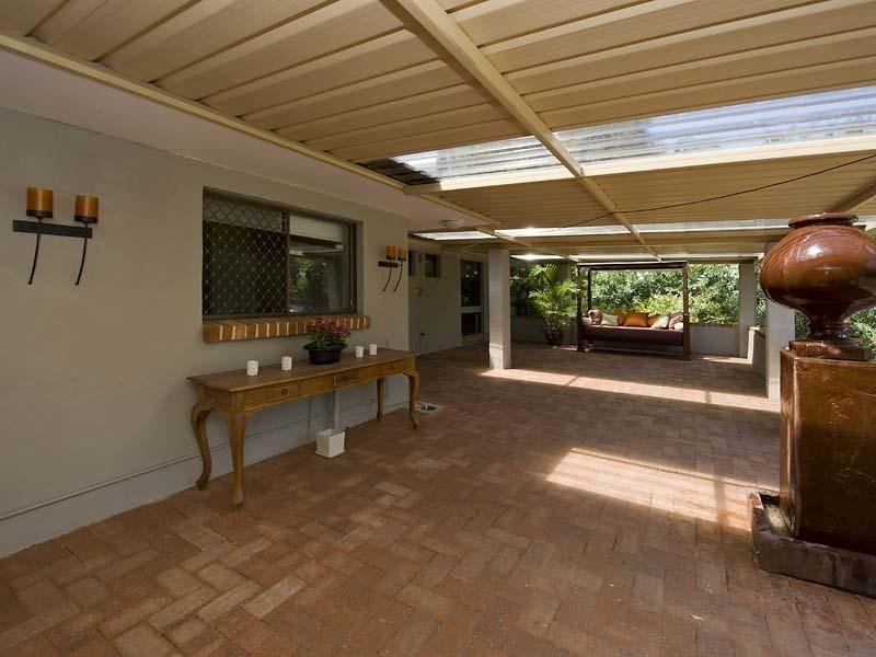 4 Mary Street, Hazelmere WA 6055