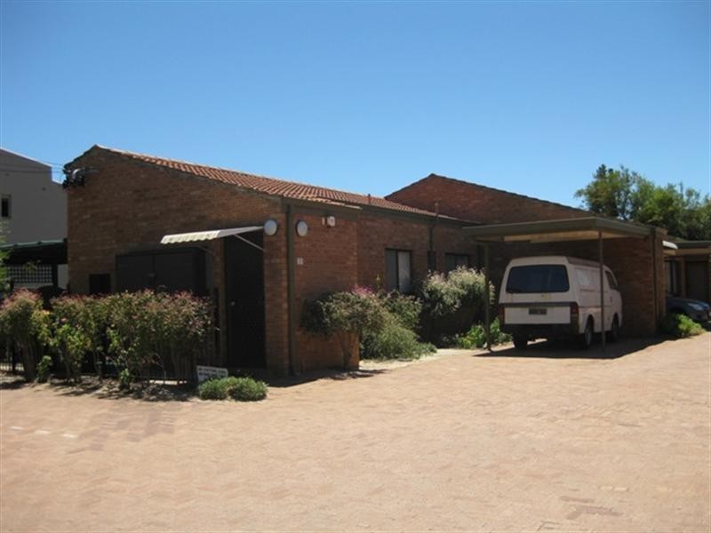 Unit 1, 64-66 Railway Parade, Midland WA 6056
