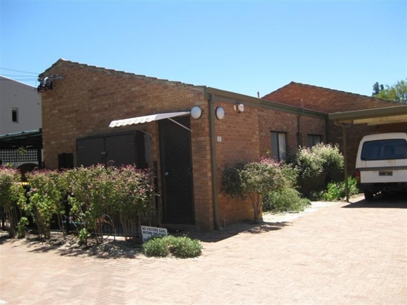 Unit 1, 64-66 Railway Parade, Midland WA 6056