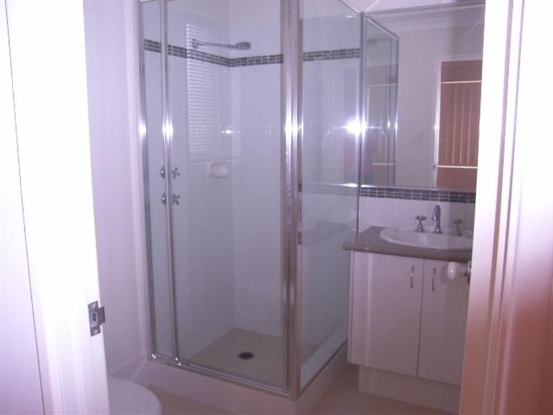 9C Charles East Street, Midland WA 6056