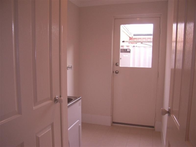 9C Charles East Street, Midland WA 6056