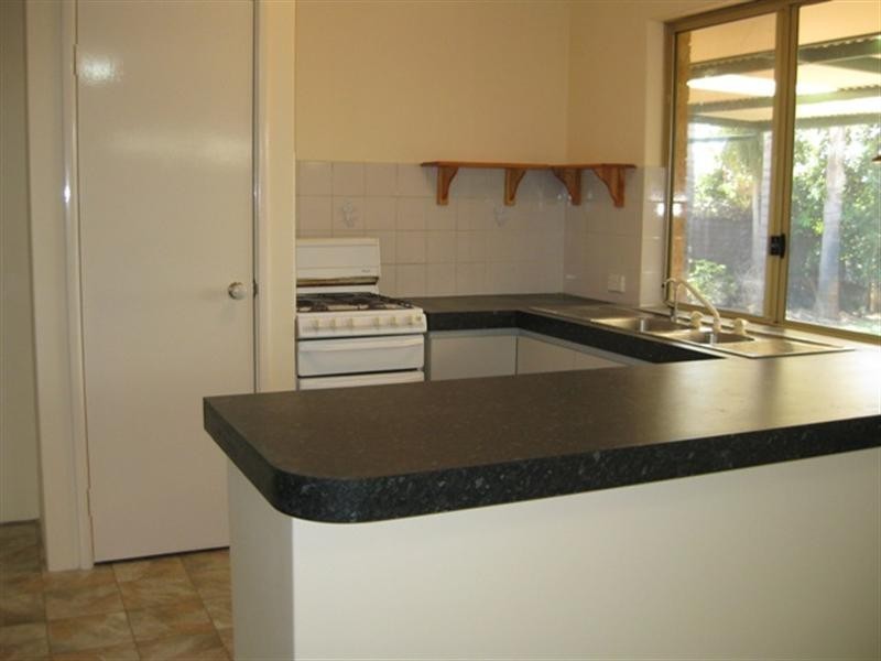 3 Oldenburg Pass, Stratton WA 6056