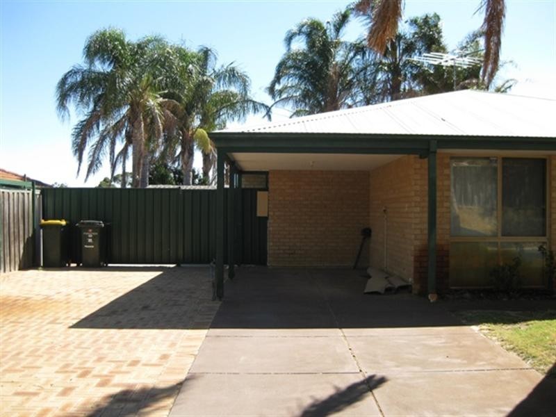 3 Oldenburg Pass, Stratton WA 6056