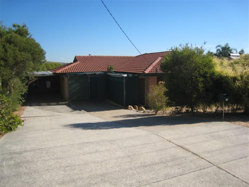 80 Blanchard Road, Swan View WA 6056