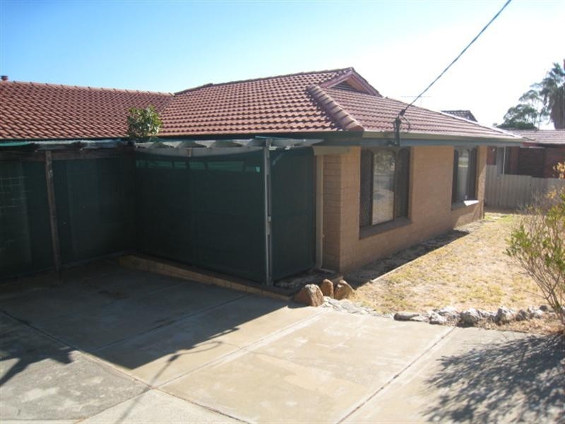 80 Blanchard Road, Swan View WA 6056