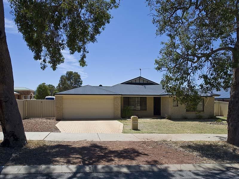 32 Weld Road, Swan View WA 6056