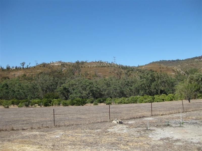 315 Fyfe Street, Helena Valley WA 6056