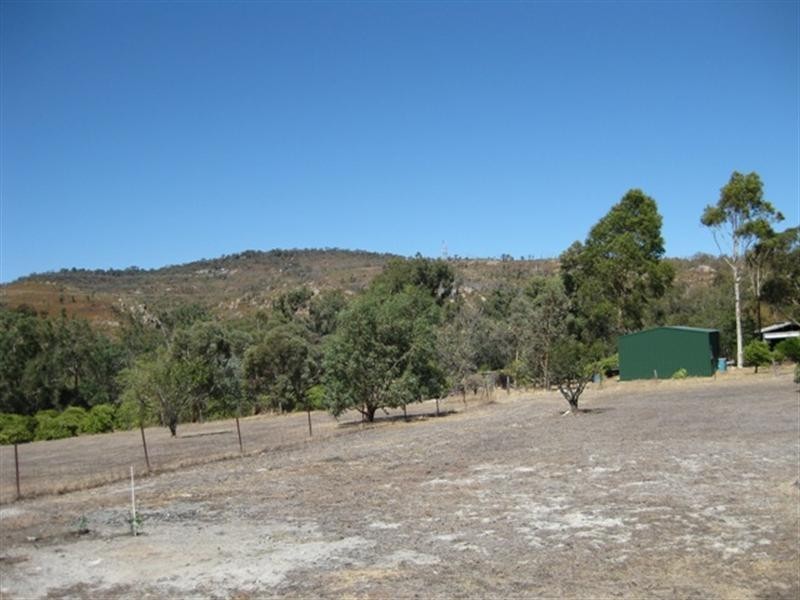 315 Fyfe Street, Helena Valley WA 6056