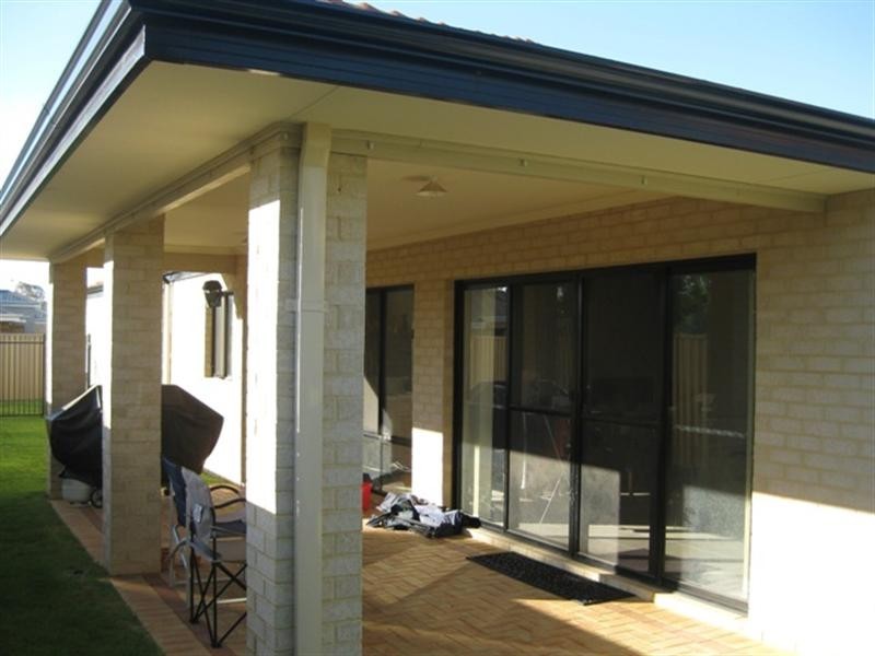 7 Januk Turn, South Guildford WA 6055