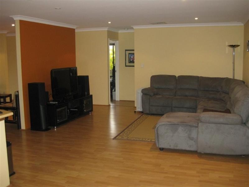 3 Verona Way, Ellenbrook WA 6069