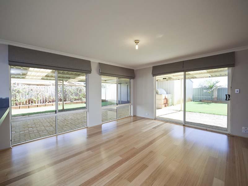 16 Pyrenees Court, Caversham WA 6055
