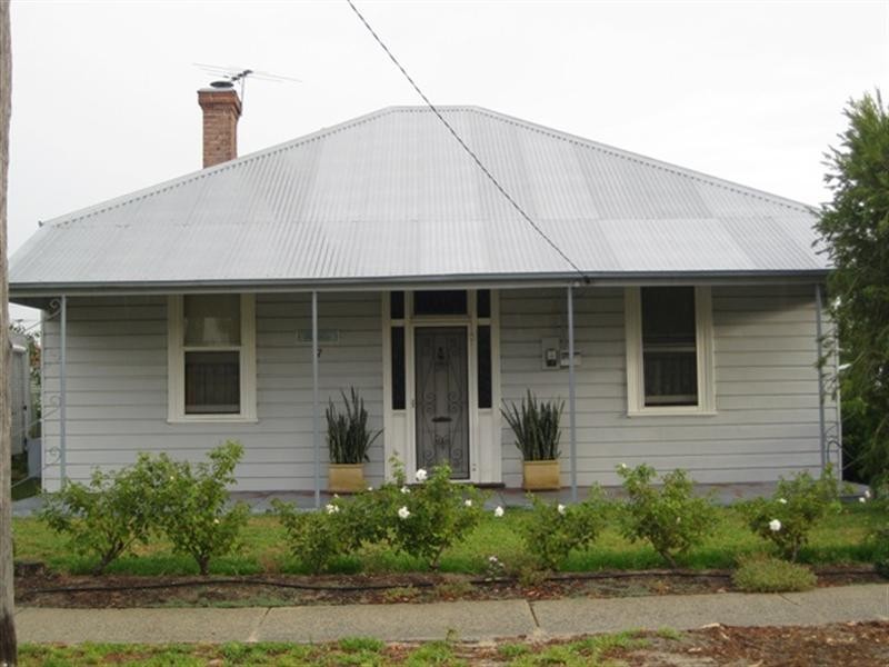 7 Henry Street, Midland WA 6056