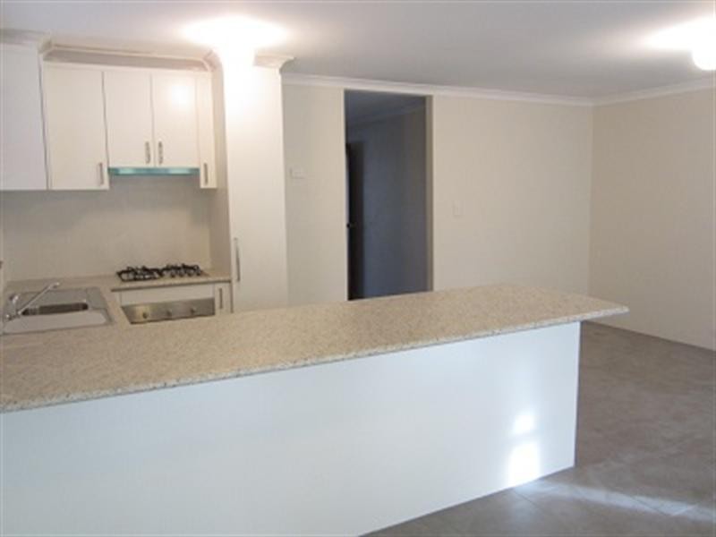 35 Lewis Jones Cross, Stratton WA 6056