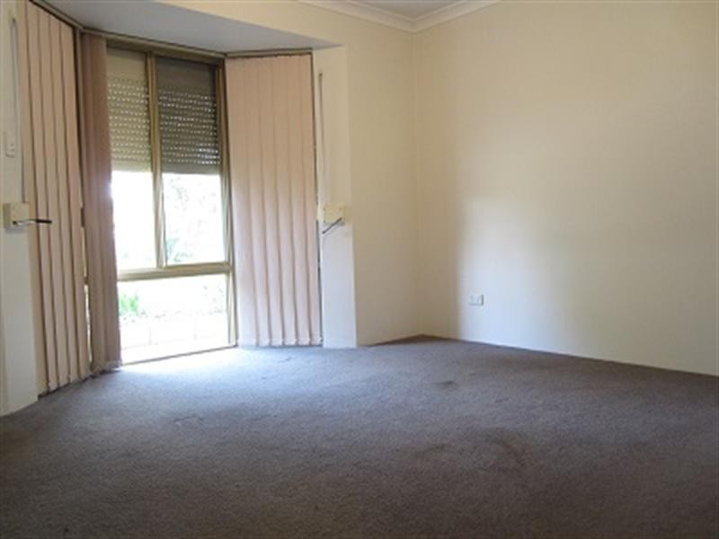 35 Lewis Jones Cross, Stratton WA 6056