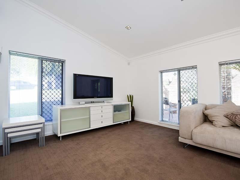 1, 31 Waterloo Street, Joondanna WA 6060