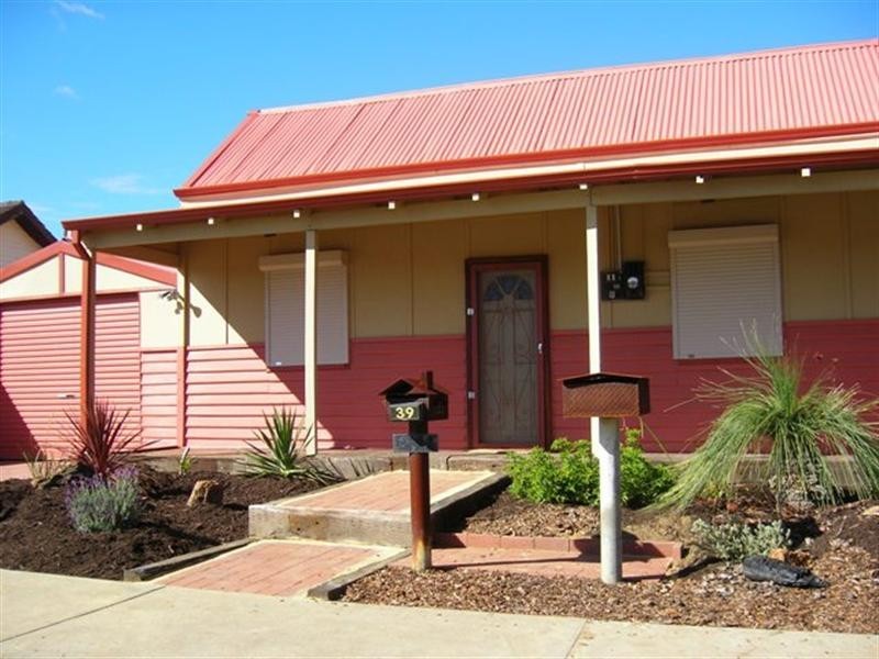 39 Margaret Street, Midland WA 6056