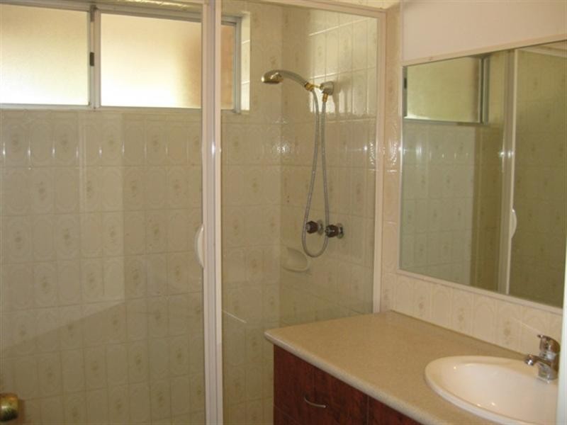 5 Redgum Lane, Swan View WA 6056