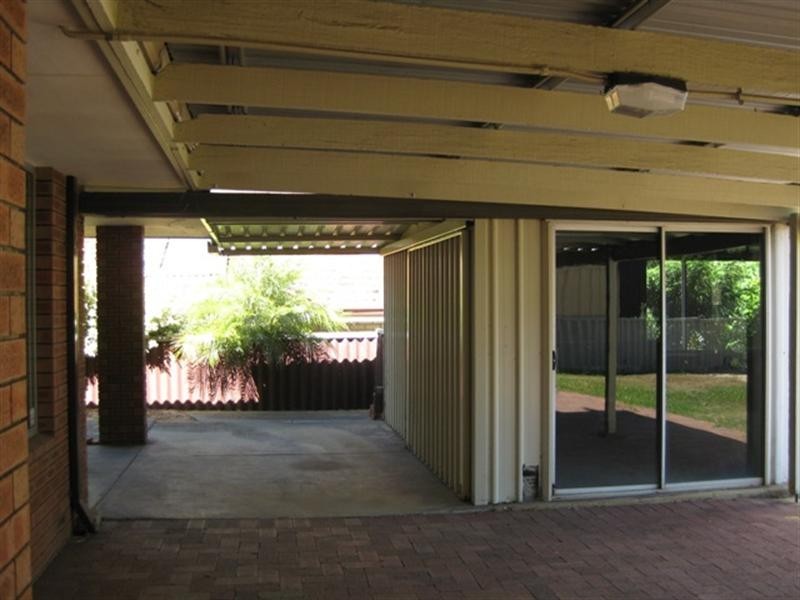 5 Redgum Lane, Swan View WA 6056