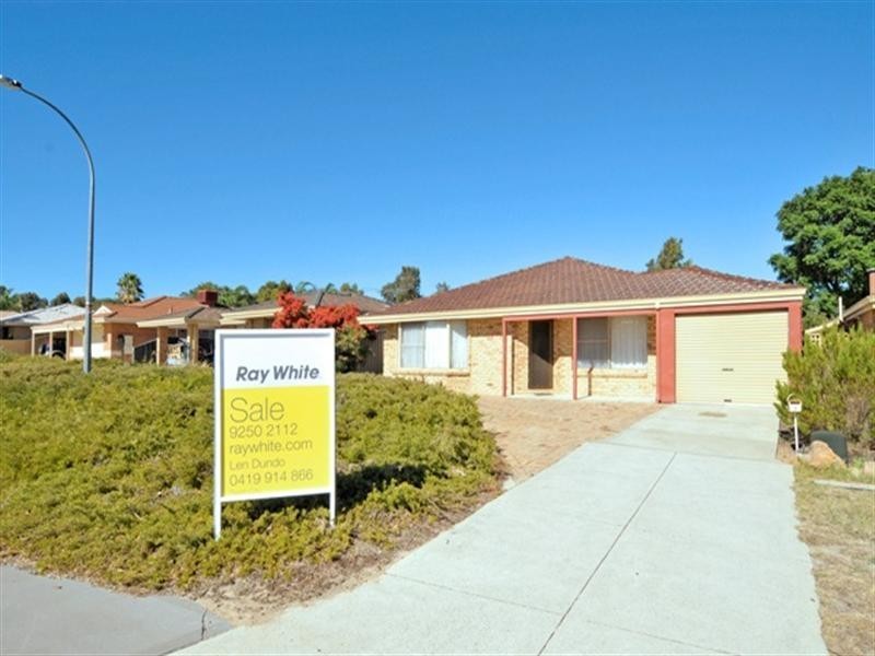 8 Squires Gardens, Stratton WA 6056