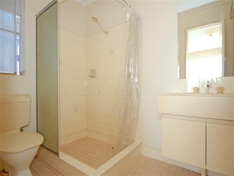 8 Squires Gardens, Stratton WA 6056