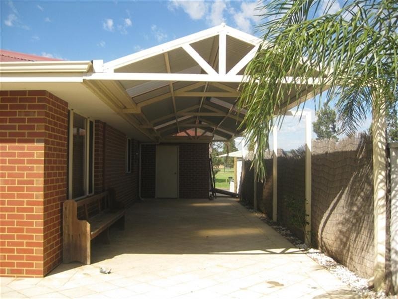 114 Waterhall Road, South Guildford WA 6055