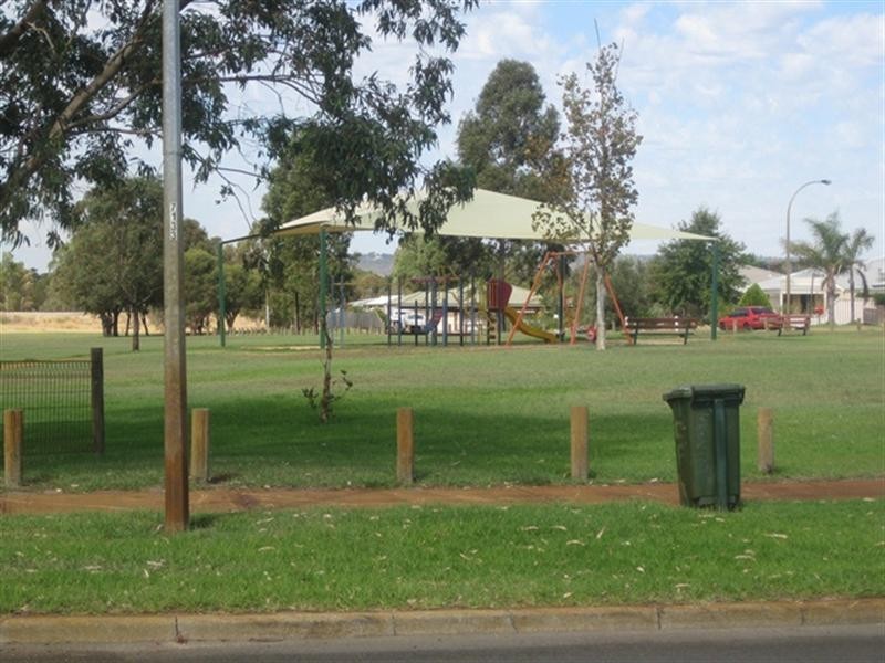 114 Waterhall Road, South Guildford WA 6055