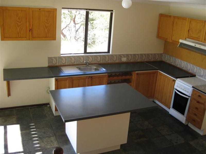 2 Sunset Hill Road, Swan View WA 6056