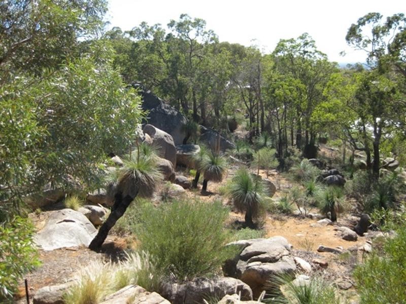 2 Sunset Hill Road, Swan View WA 6056