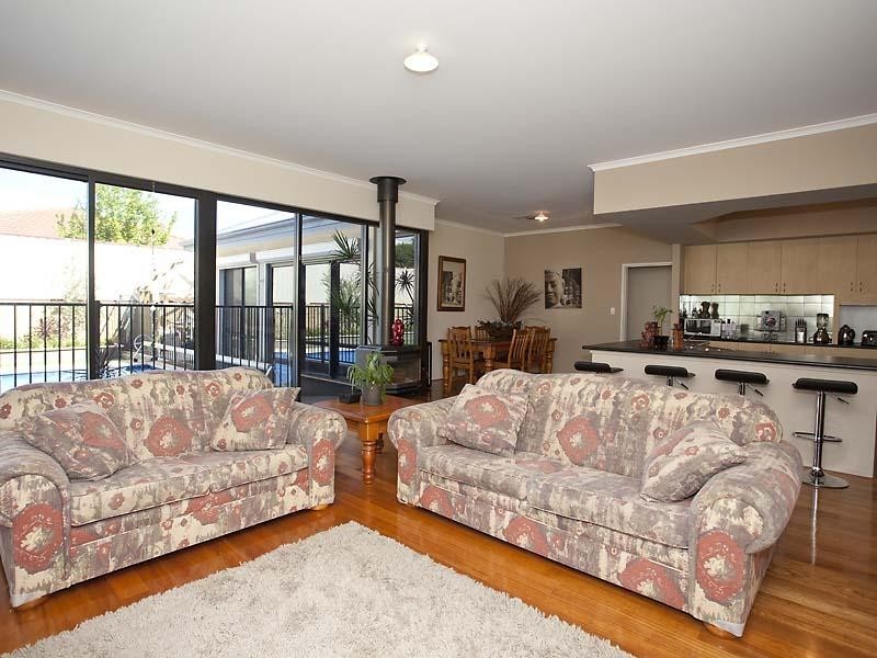 80 Huntsman Terrace, Jane Brook WA 6056