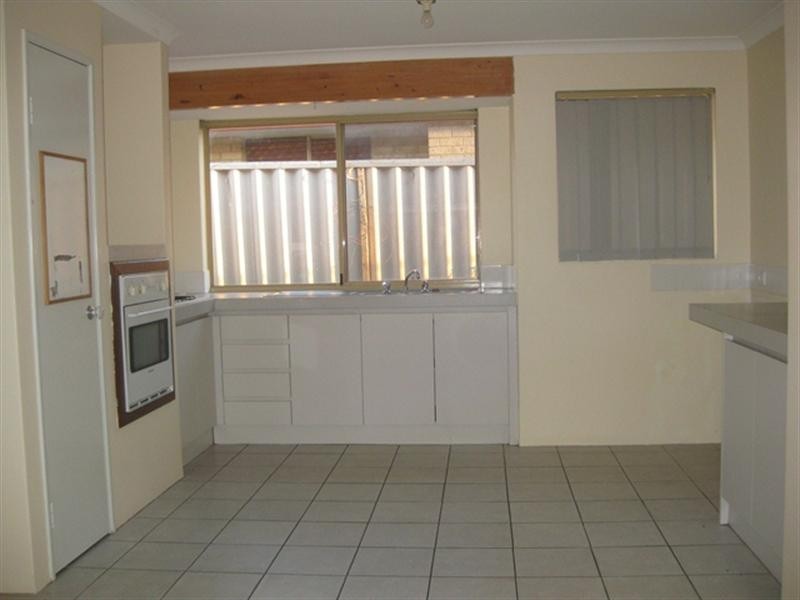 4 Guernsey Court, Stratton WA 6056