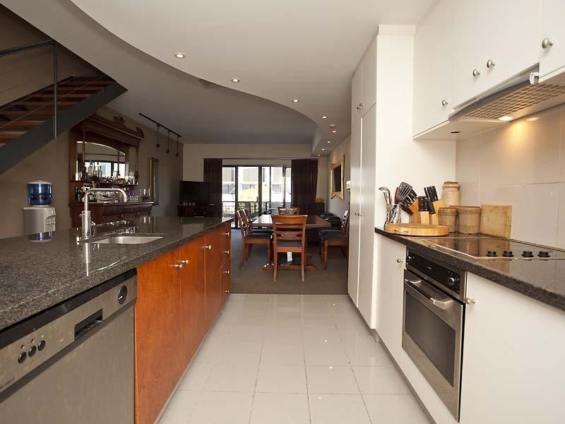 2, 420 Roberts Road, Subiaco WA 6008