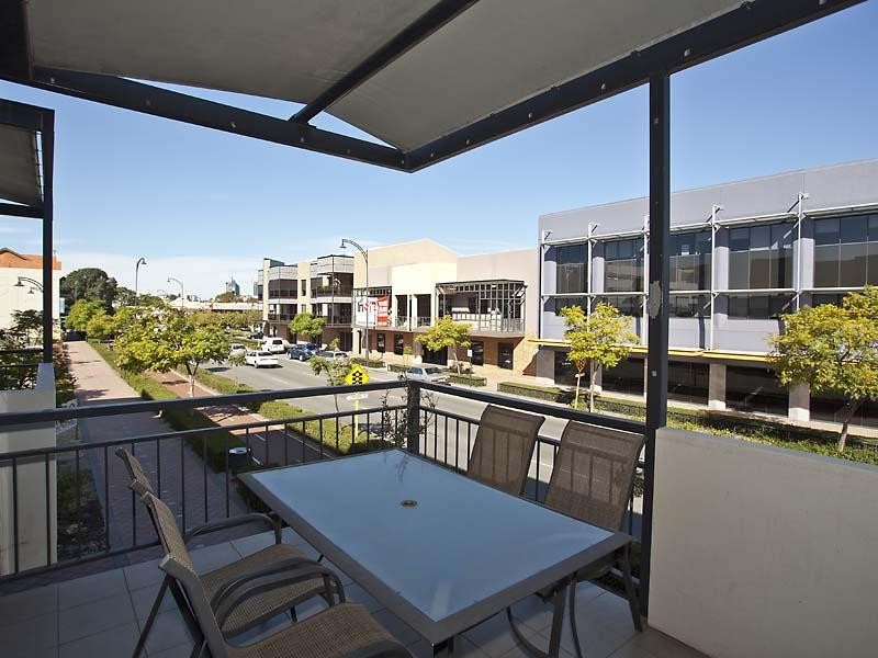 2, 420 Roberts Road, Subiaco WA 6008