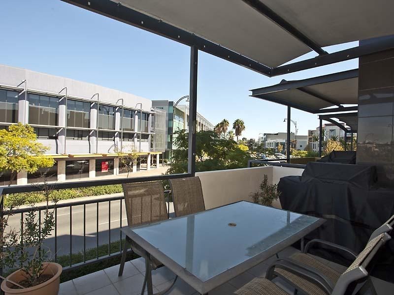 2, 420 Roberts Road, Subiaco WA 6008