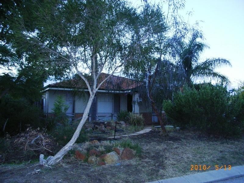 25 Bombay Entrance, Stratton WA 6056