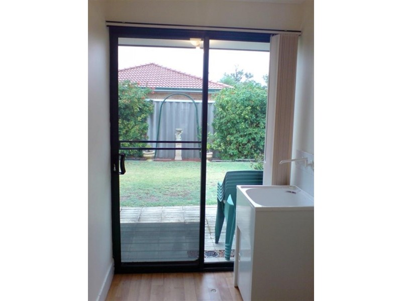 16 Campolino Gardens, Stratton WA 6056