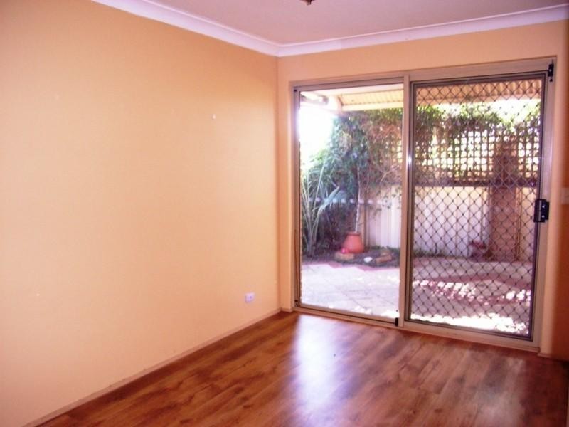 6/1 Park Road, Midvale WA 6056